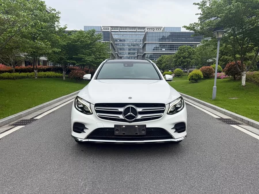 Mercedes Benz GLC