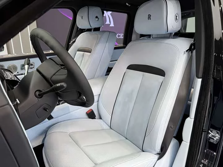 Rolls Royce Cullinan