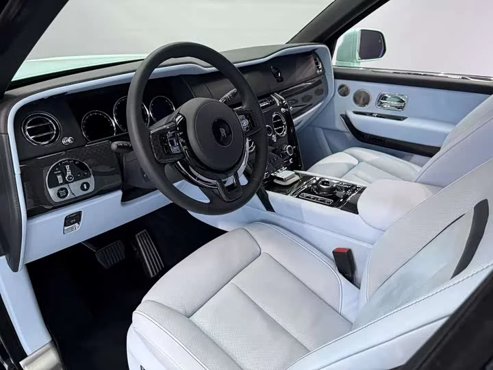 Rolls Royce Cullinan