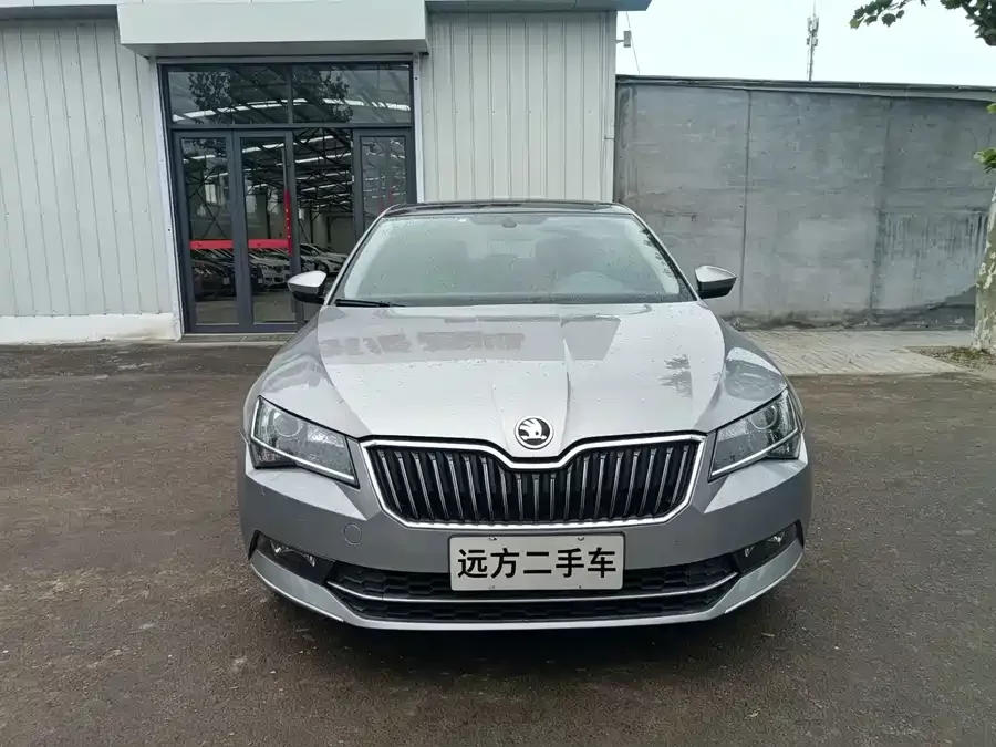 Skoda SuperB