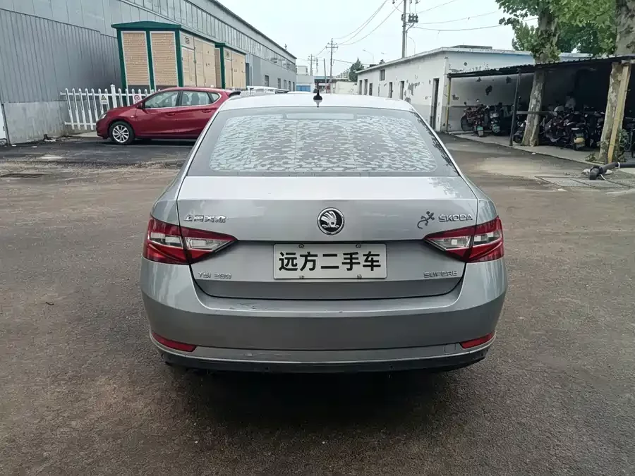 Skoda SuperB