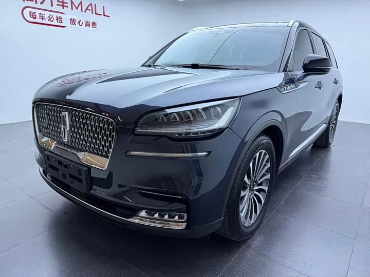 Lincoln aviator