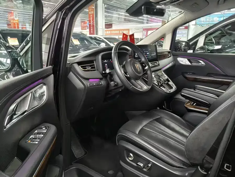 Hongqi HQ9 PHEV