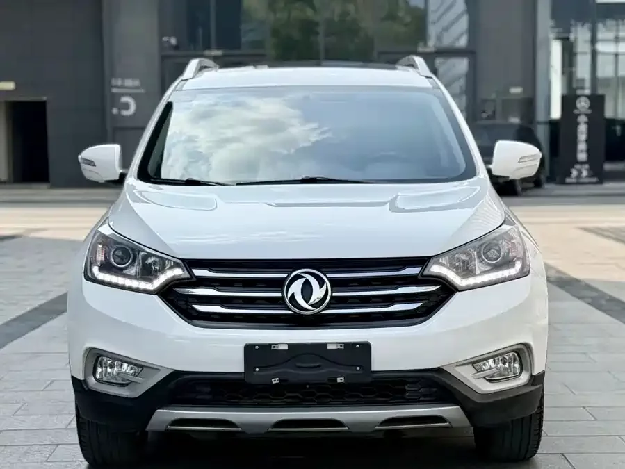 Dongfeng AX7