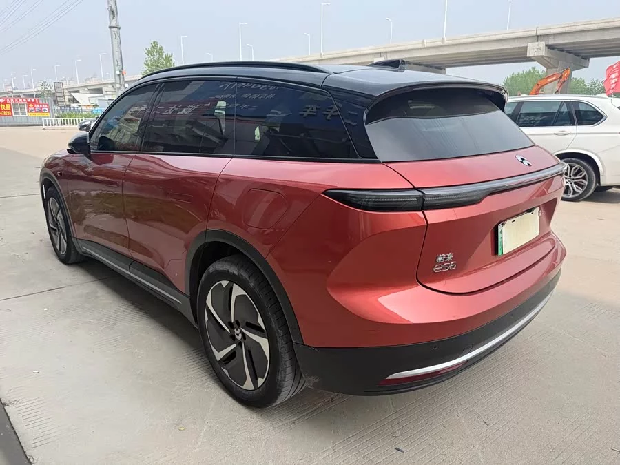 NIO ES6
