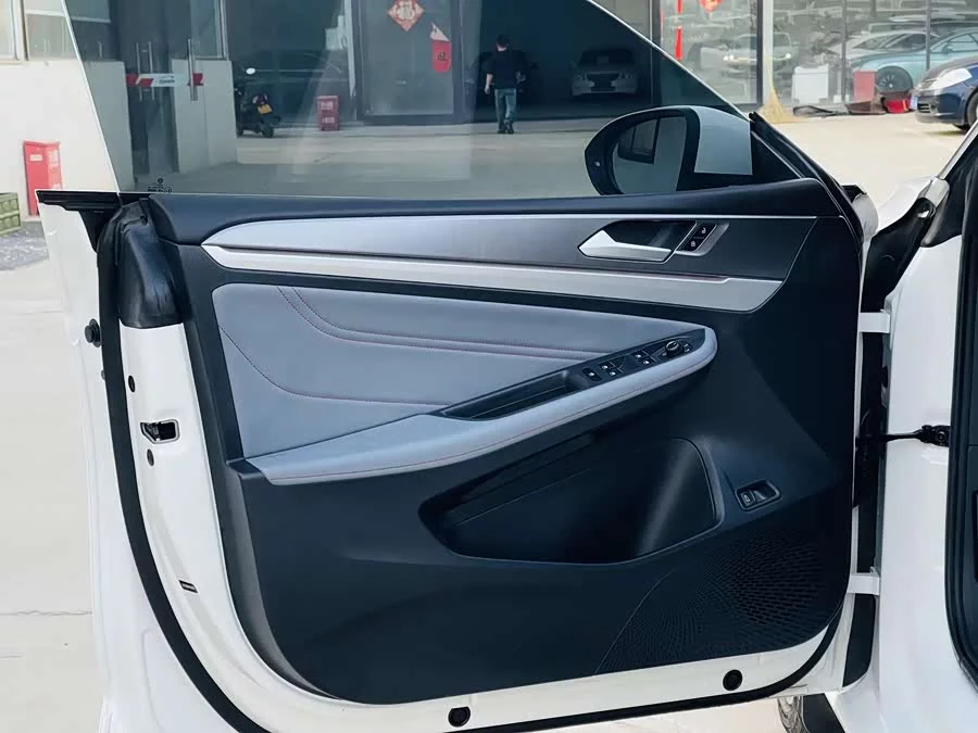 Volkswagen Lingdu