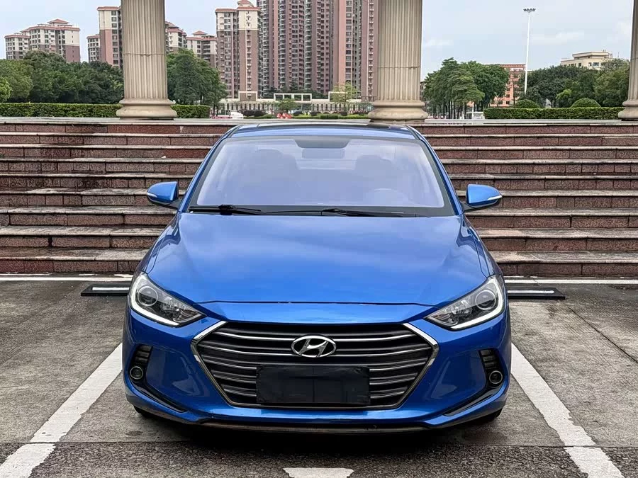 Hyundai elantra