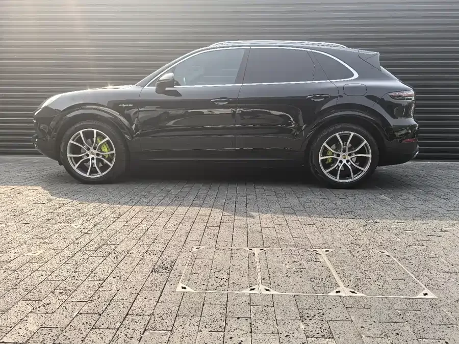 Porsche Cayenne New Energy