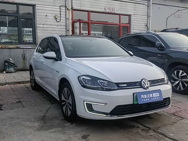 Volkswagen Golf·Pure Electric