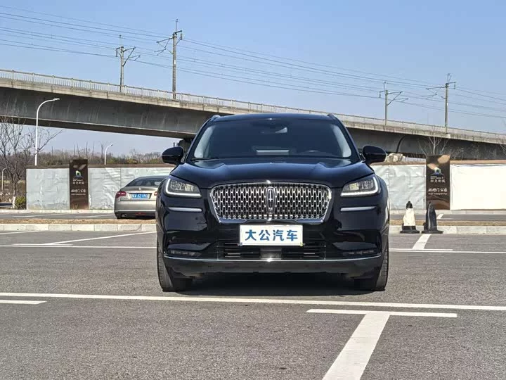 Lincoln adventurer