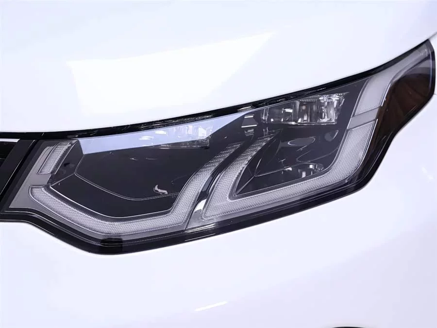 Land Rover Pre-owned Discovery Sports