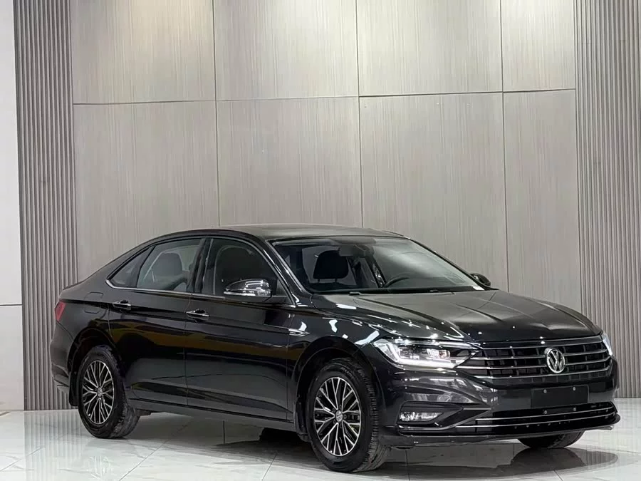 Volkswagen Sagitar