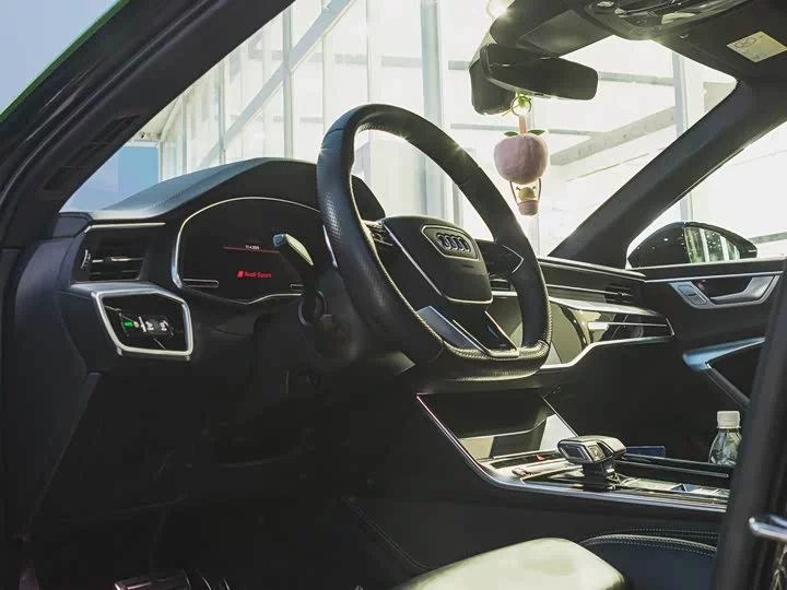 Audi RS 6