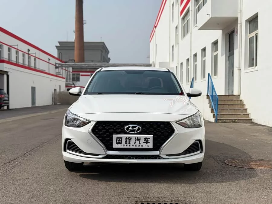 Hyundai Elantra / Celesta