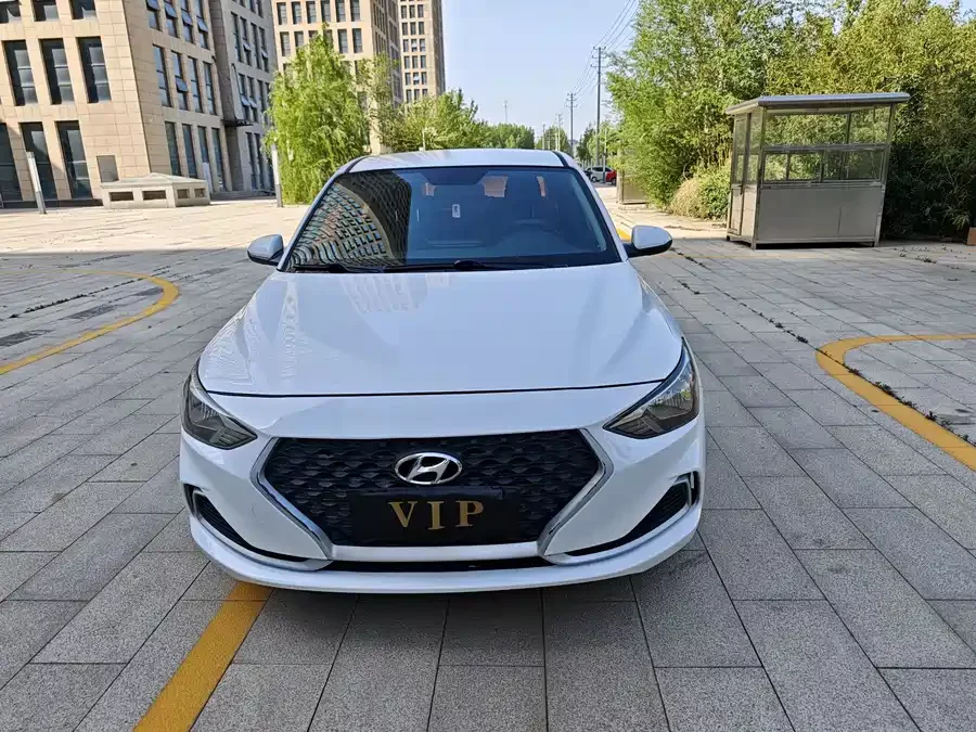 Hyundai Elantra / Celesta