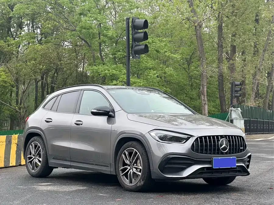 Mercedes Benz GLA AMG
