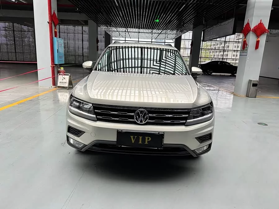 Volkswagen Tiguan L