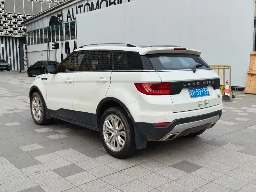 Landwind X7
