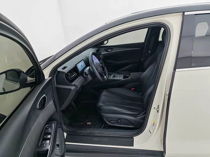 BYD seal 06