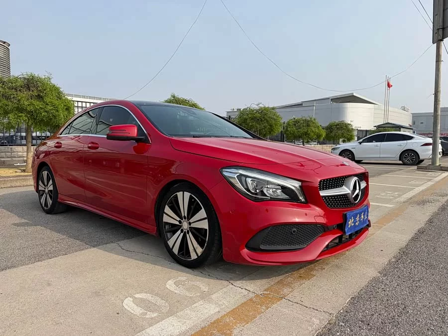 Mercedes-Benz CLA