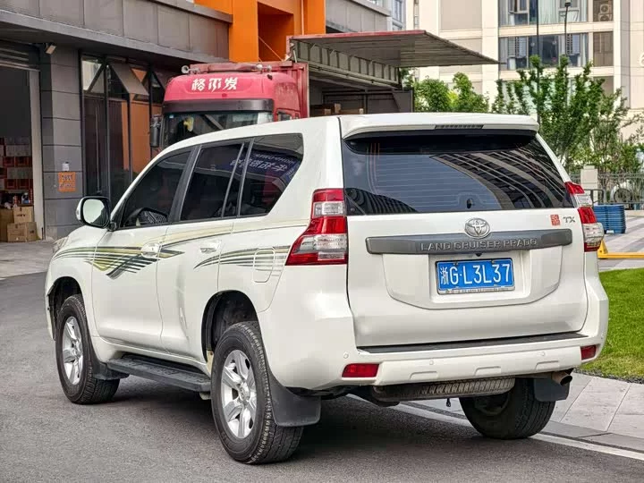 Toyota Prado