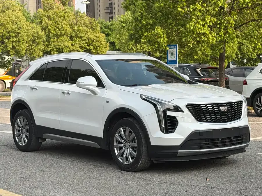 Cadillac XT4