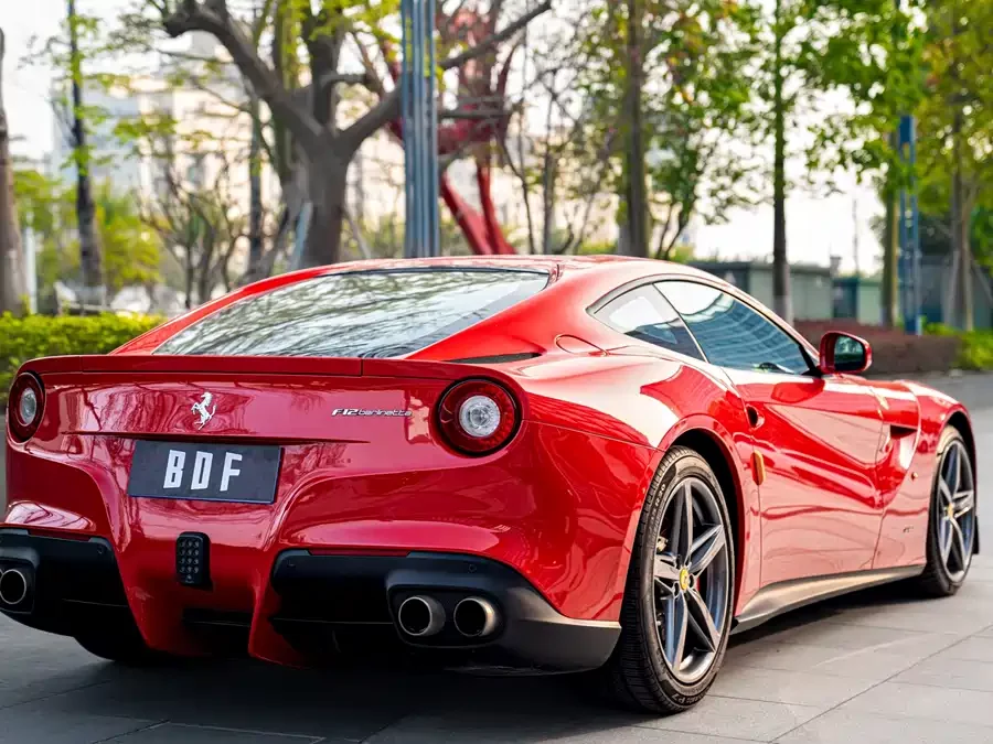 Ferrari F12berlinetta