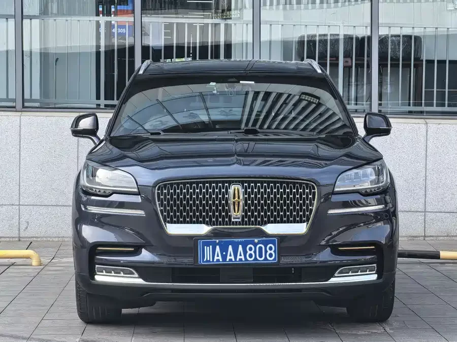 Lincoln Aviator