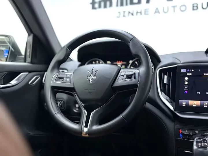 Maserati Ghibli