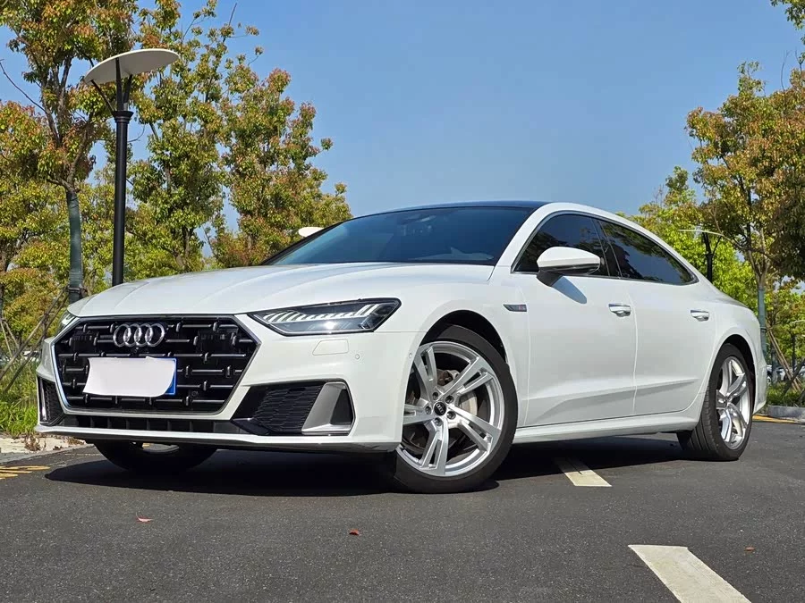 Audi A7L