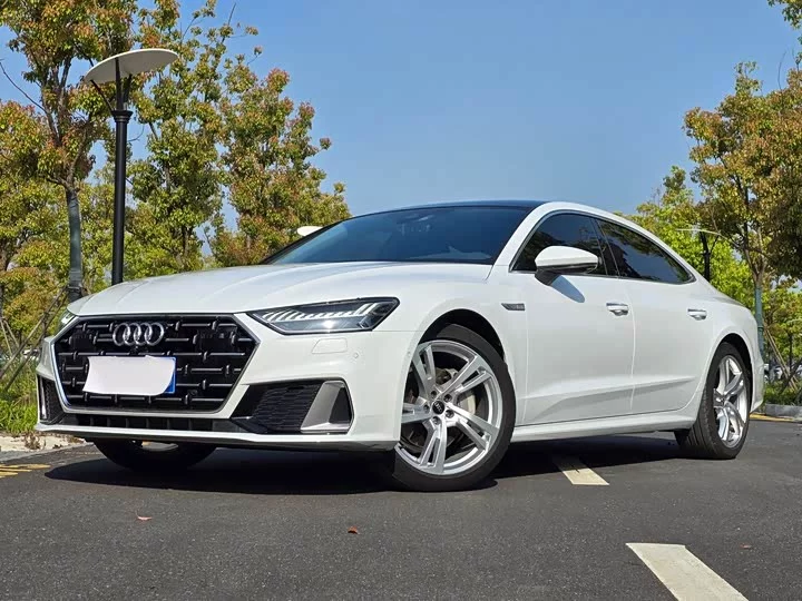 Audi A7L