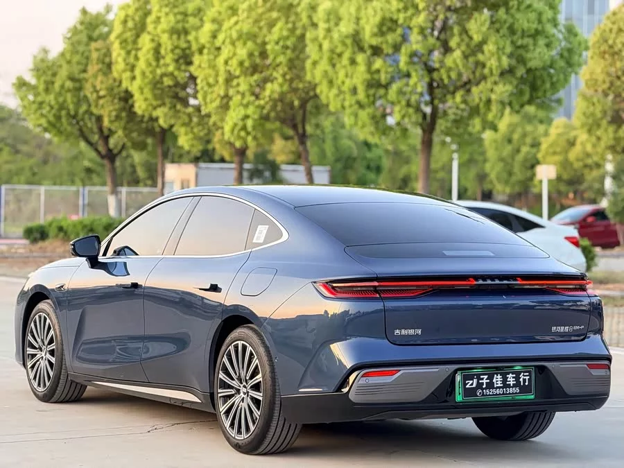 Geely Galaxy Star 8