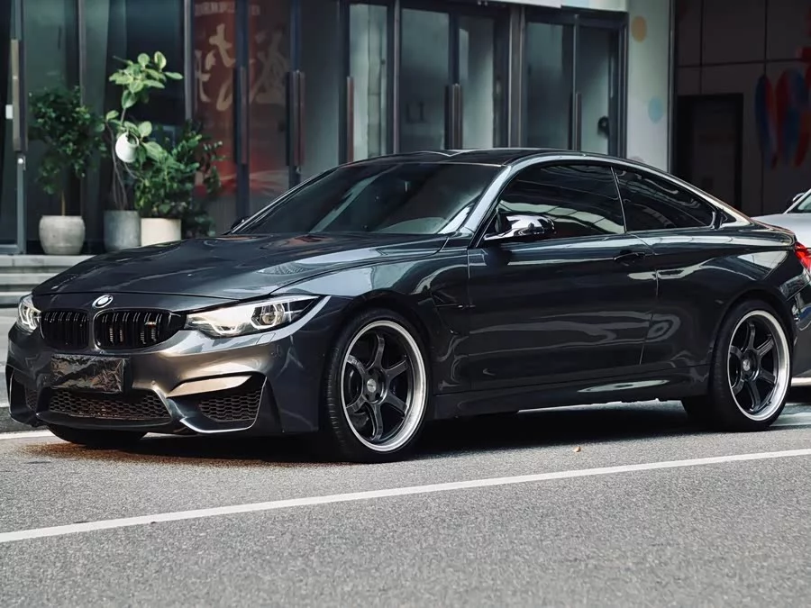 BMW M4