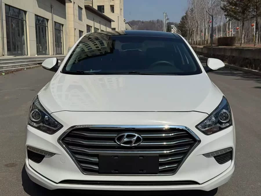 Hyundai Mistra