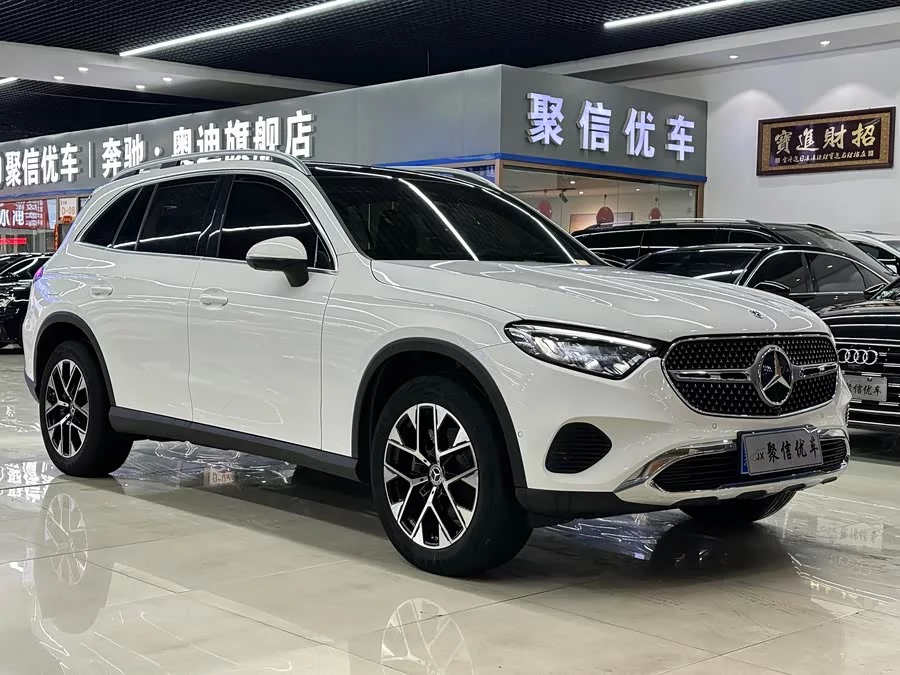 Mercedes Benz GLC
