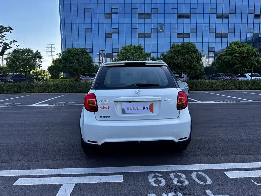 Suzuki SX4
