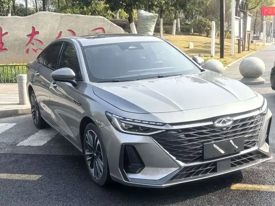 Chery Arrizo 8