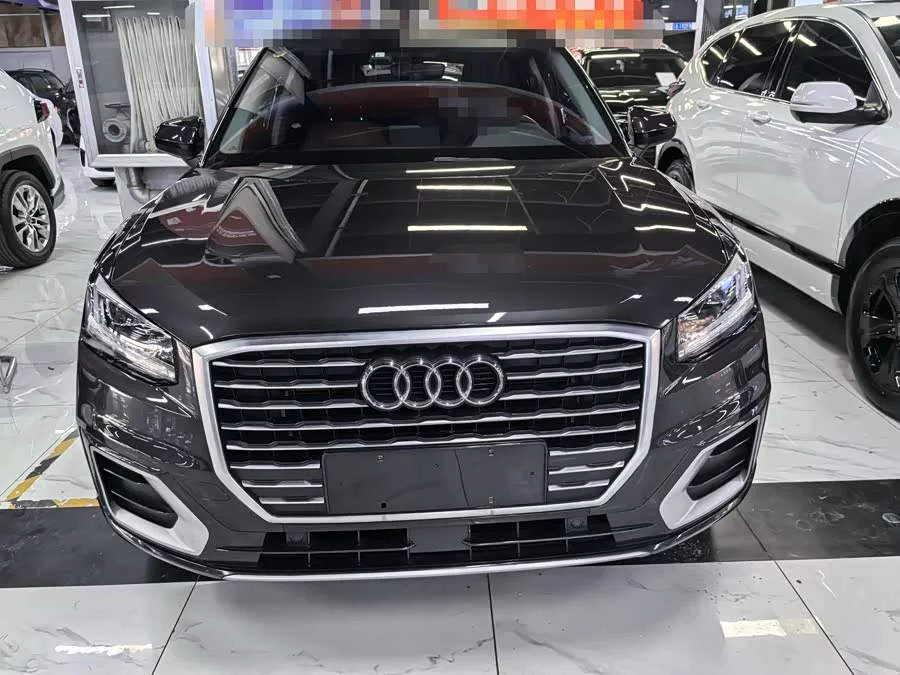 Audi Q2L