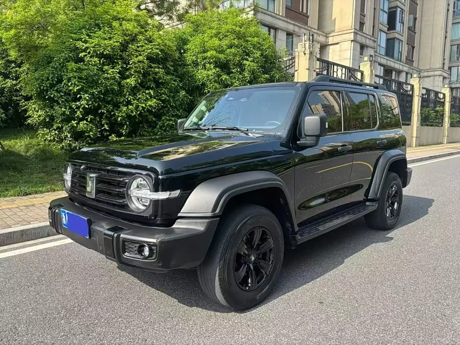 TANK 300
