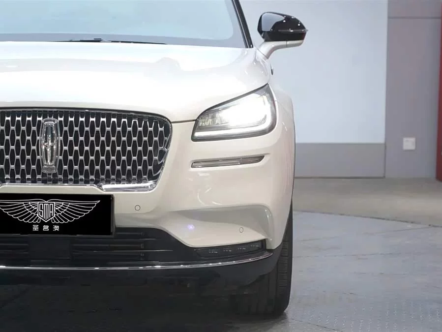 Lincoln Adventurer
