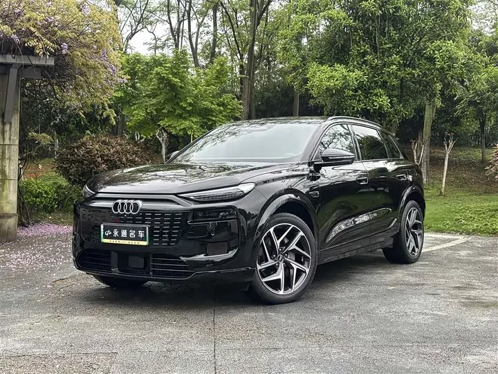 Audi Q6L e-tron