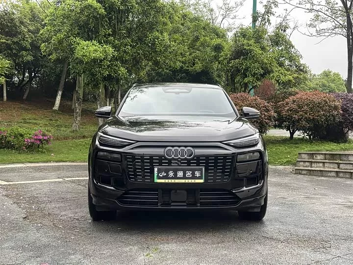 Audi Q6L e-tron