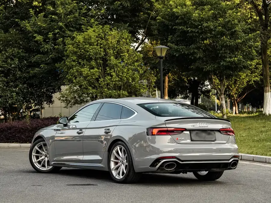 Audi RS 5