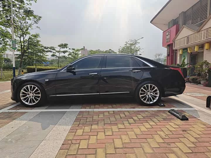 Cadillac CT6