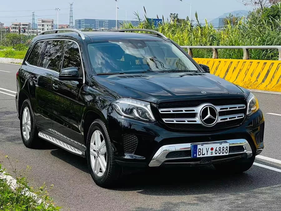 Mercedes Benz GLS