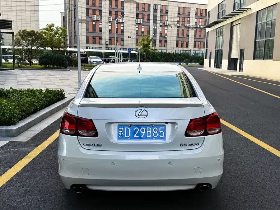 Lexus GS