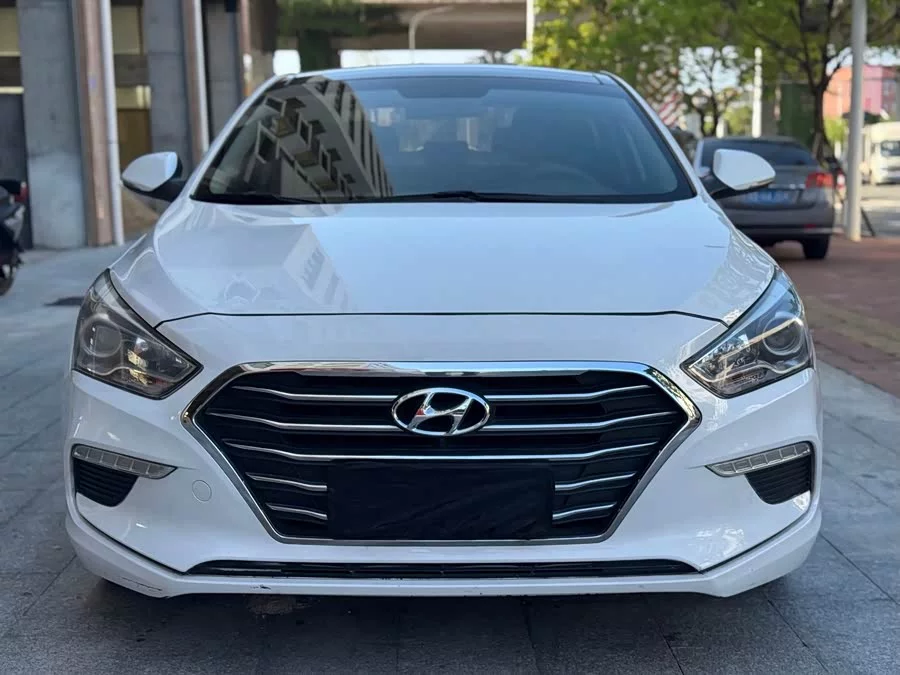 Hyundai Mistra