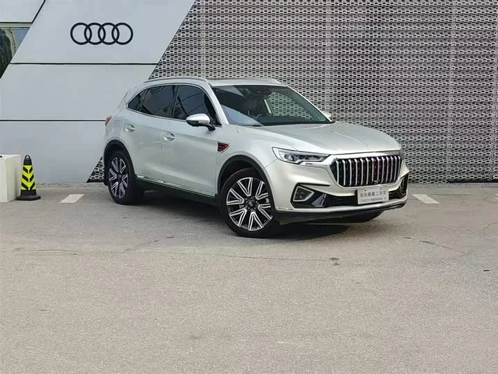Hongqi HS5