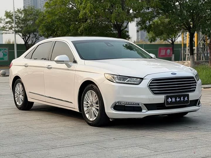 Ford Taurus