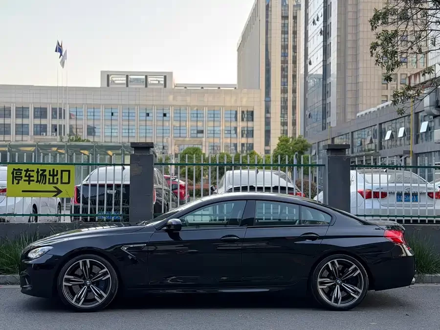 BMW M6